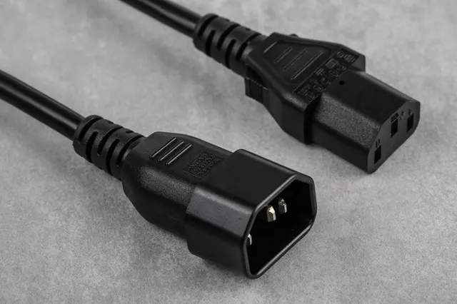Power cord C13 to C14 C13-14 5m power cable