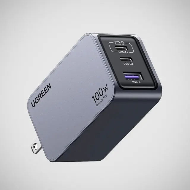 UGREEN Nexode Gan 1200/600W Charger EU (35977) 220V to 4 USB-C and one USB-A 5V 1000 /600Wt Car Battery Booster